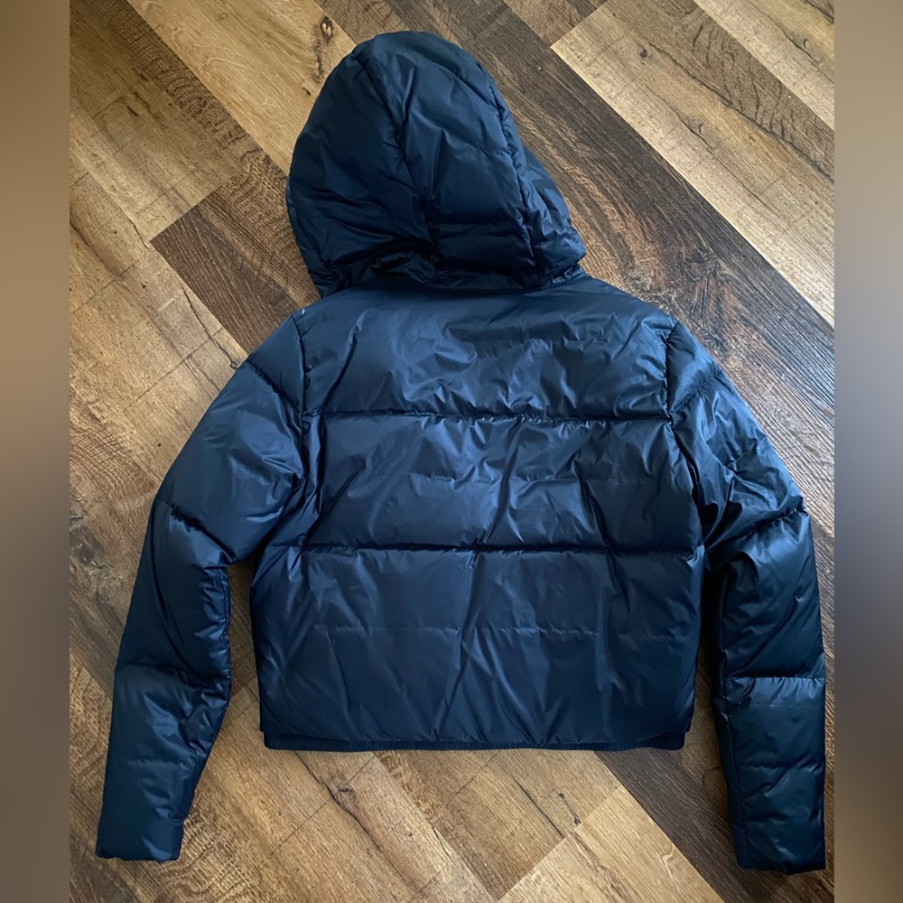 BASIN + RANGE Cropped Puffer Jacket - Picture 4 of 4